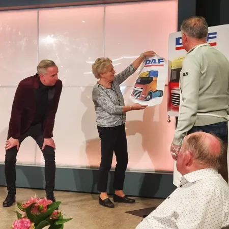 De ontknoping van de Deep Focus act: de voorspelling komt exact overeen met de tekening van de toeschouwer bij DAF Trucks.